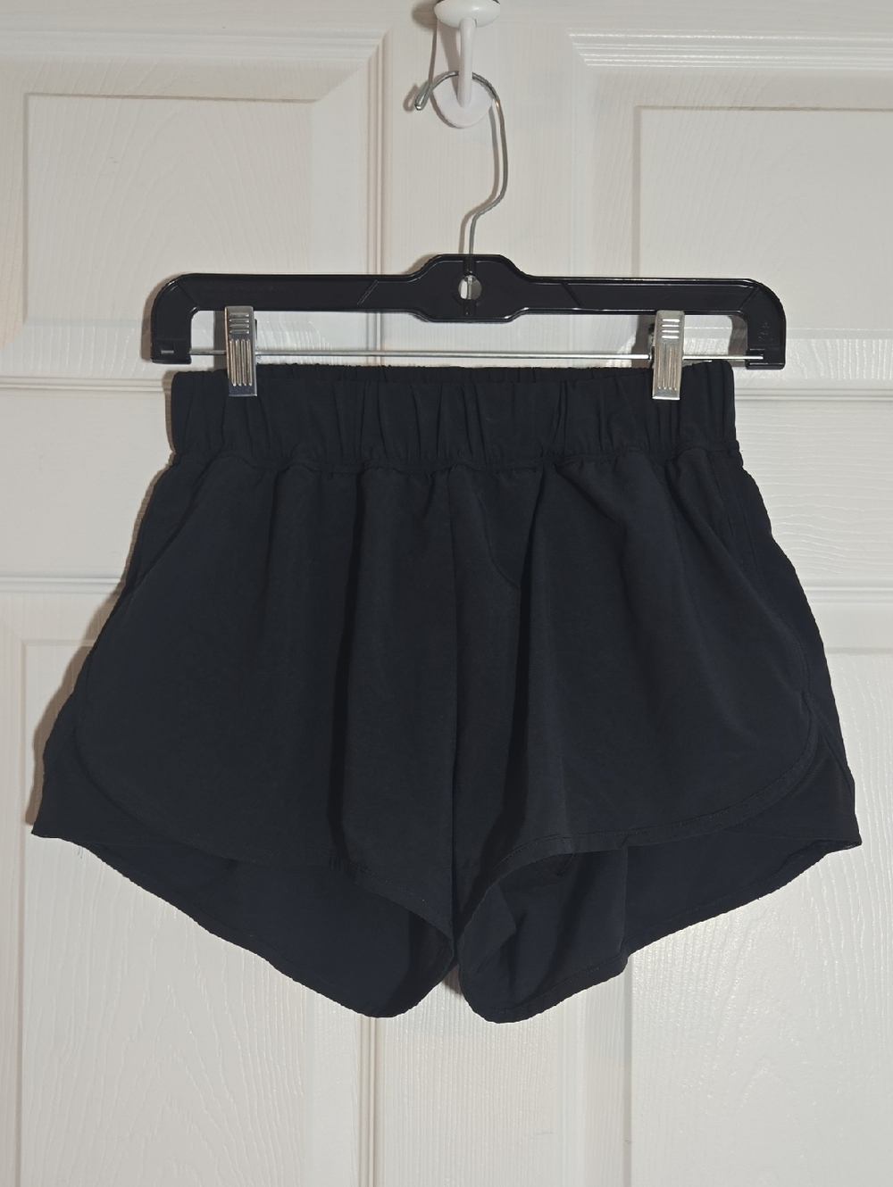Offline By Aerie Black Women's Athletic Shorts with Elastic Waistband Size Small